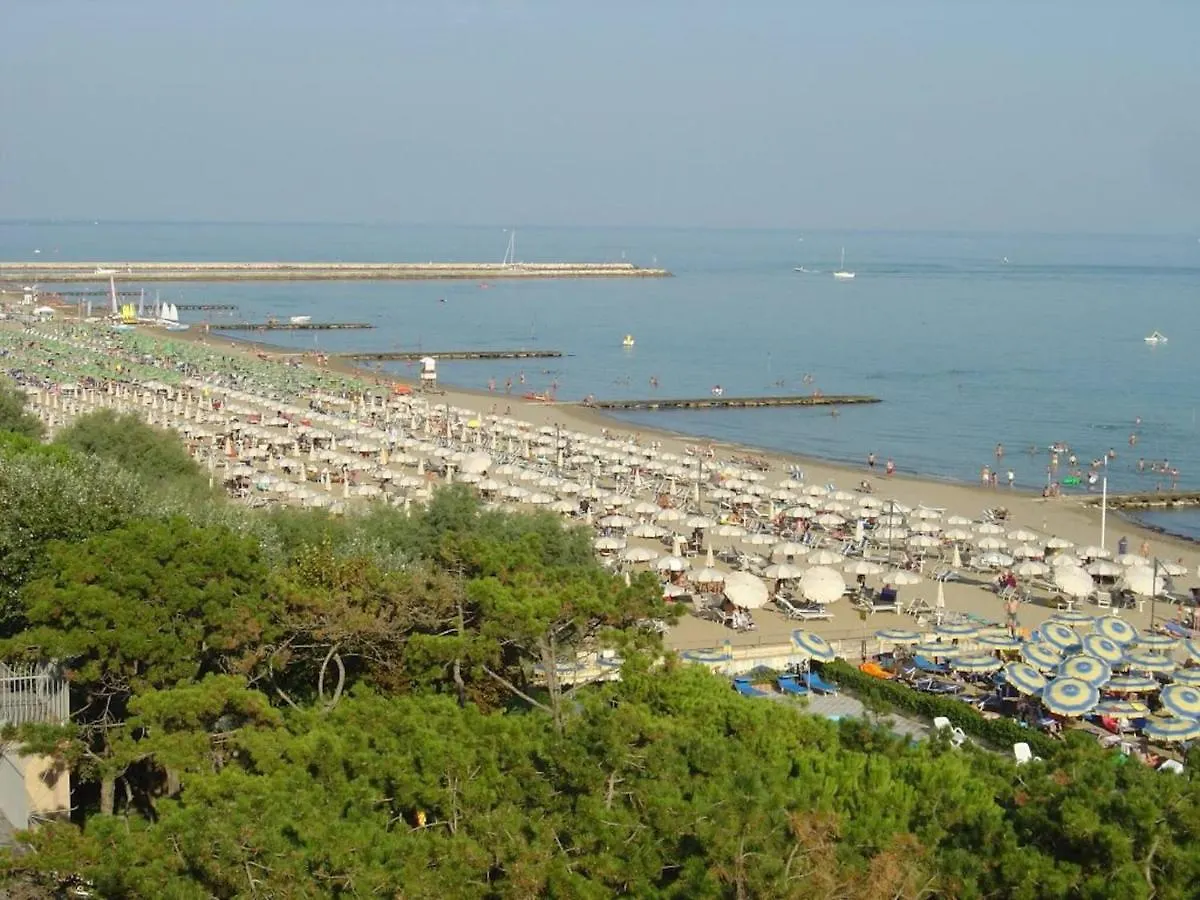 פורטו סנטה מרגריטה די קאורלה Sea Front Apartment In A Residence With Pool 0*, פורטו סנטה מרגריטה די קאורלה