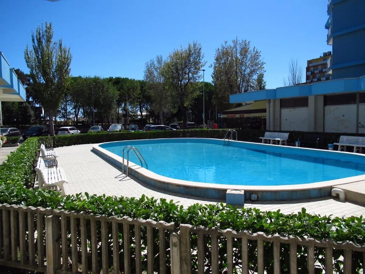 Sea Front Apartment In A Residence With Pool Porto Santa Margherita di Caorle
