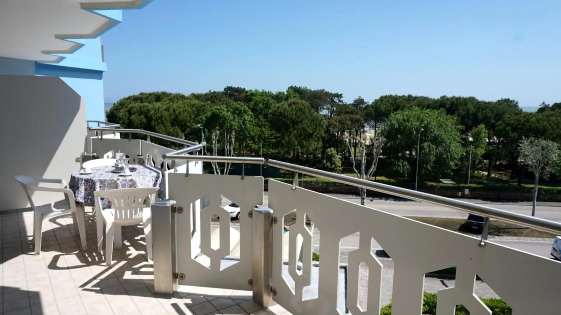 Sea Front Apartment In A Residence With Pool Porto Santa Margherita di Caorle Italien