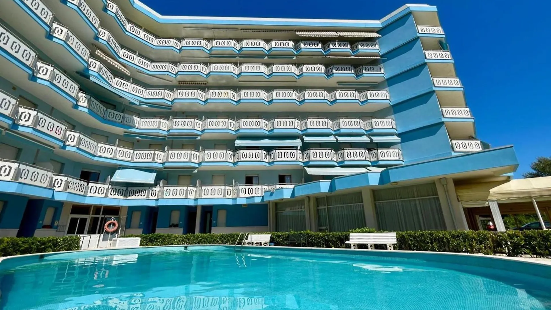 פורטו סנטה מרגריטה די קאורלה Sea Front Apartment In A Residence With Pool