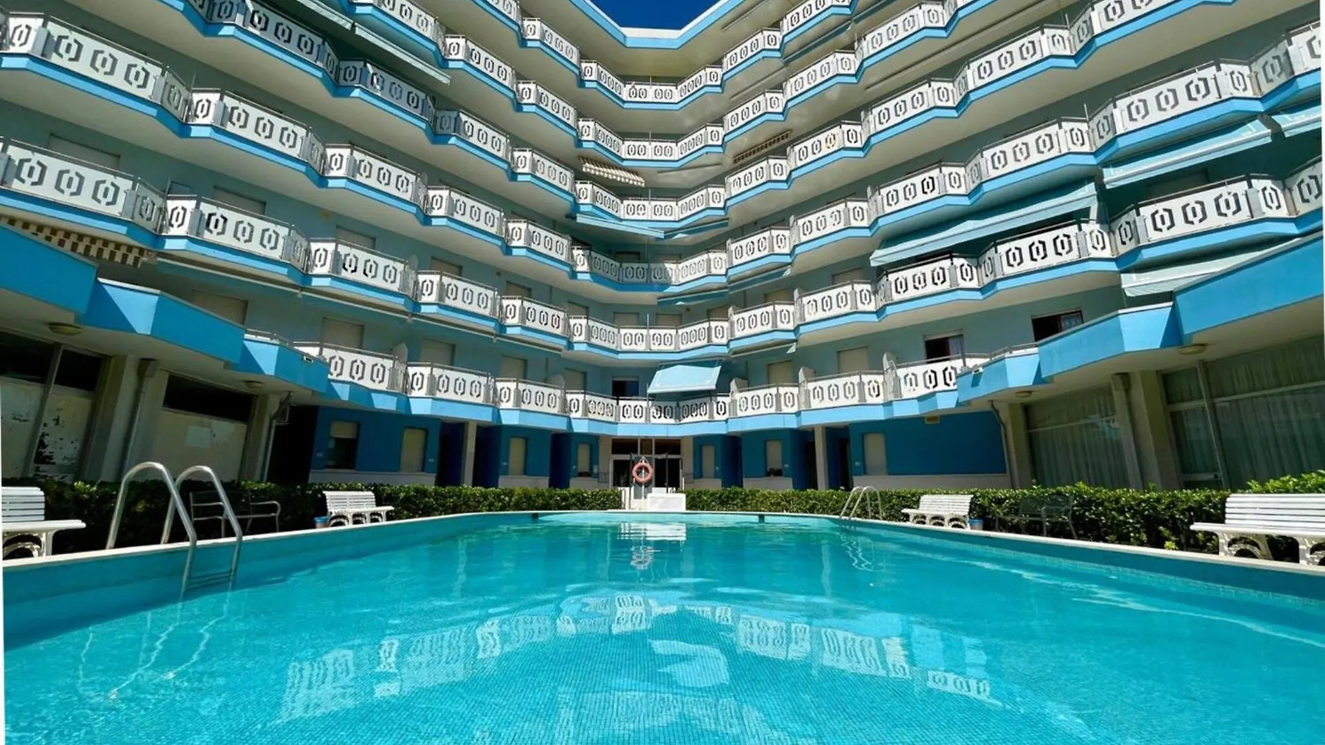 פורטו סנטה מרגריטה די קאורלה Sea Front Apartment In A Residence With Pool 0*, פורטו סנטה מרגריטה די קאורלה איטליה